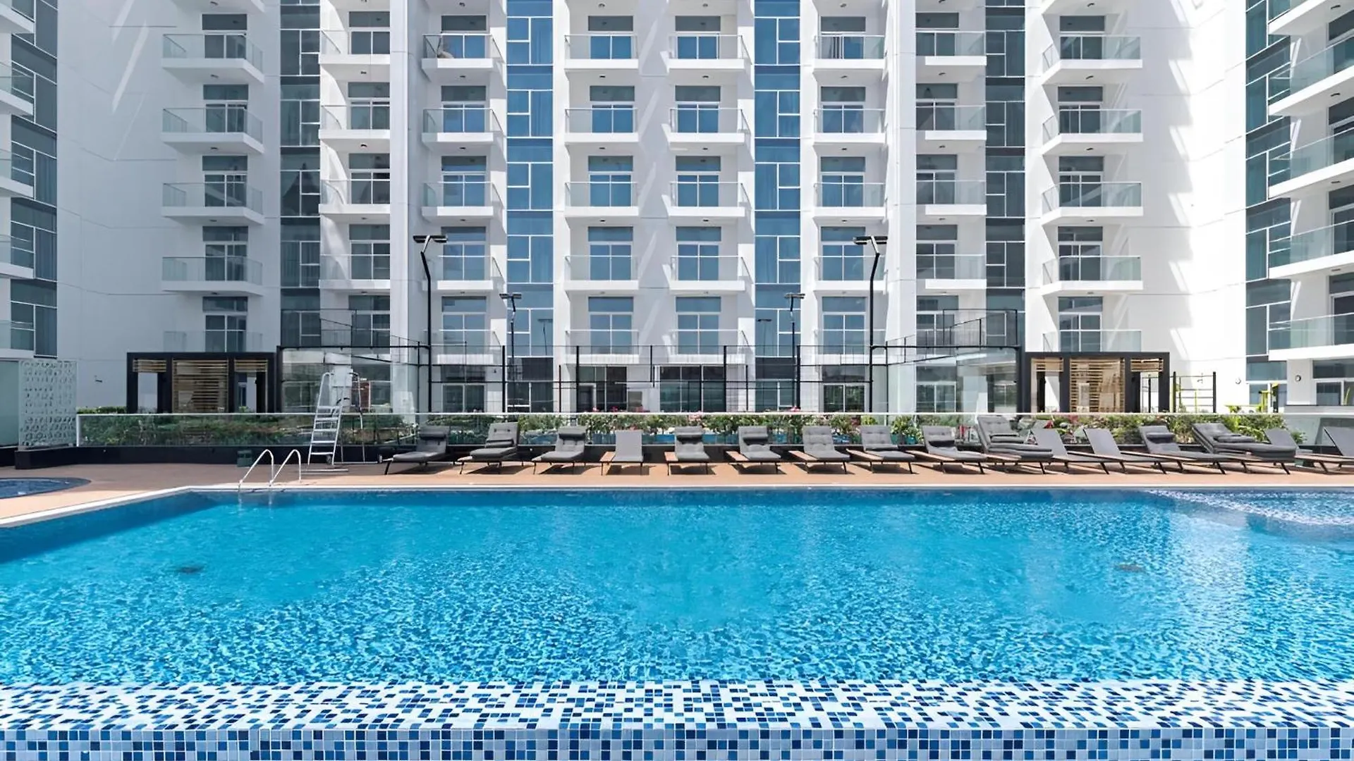 דובאי Vacay Lettings - Pearlz By Danube -Studio-Al Furjan-Near Metro איחוד האמירויות הערביות